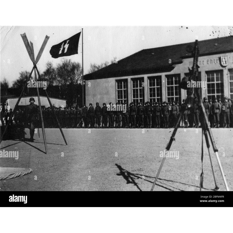 SS BARRACKS FLAG